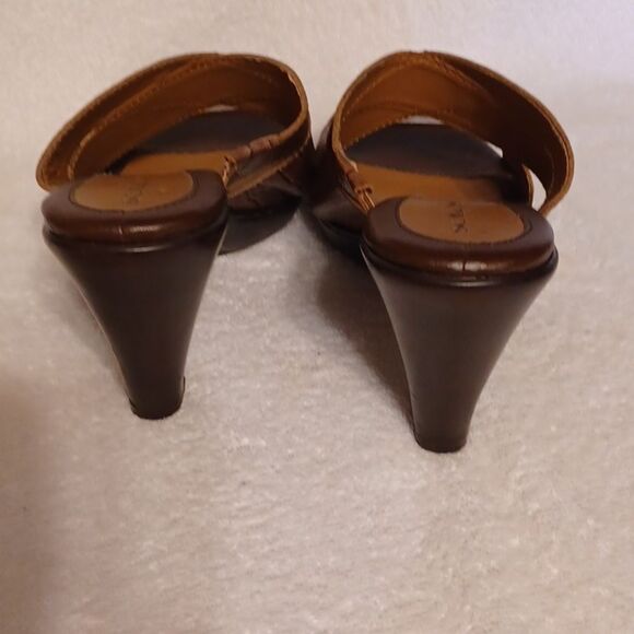 Solos leather uppers women's size 8 brown - Picture 3 of 5